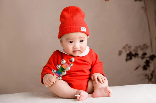 湖北六个月宝宝总是摇头